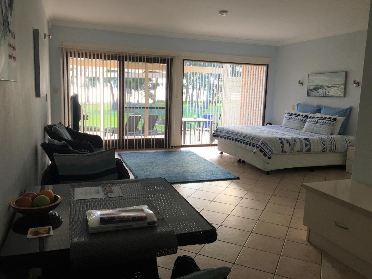 Paradise Beach Apartments Sanctuary Point Eksteriør bilde